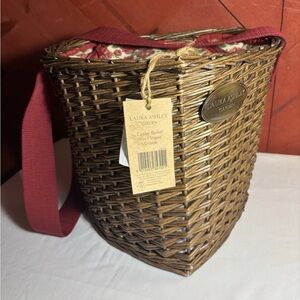 Laura Ashley Cressida Heart Shaped Wicker Cooler Picnic Basket Lined NWT Read ❤️